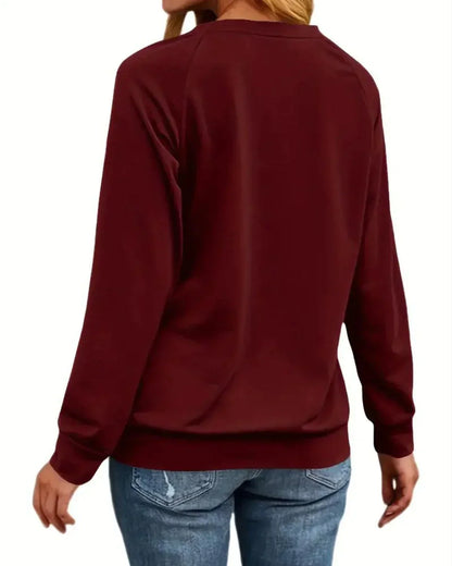 Effortlessly Elegant Sweater with a Timeless Design
