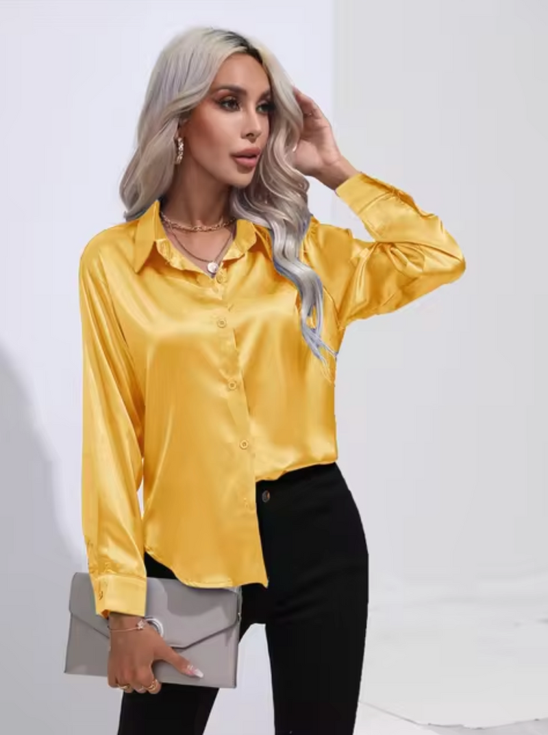 Effortlessly Elegant Blouse with a Timeless Design