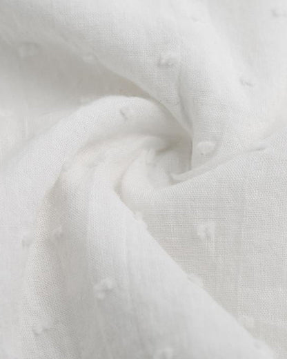 Effortlessly Elegant Shirt with a Timeless Design