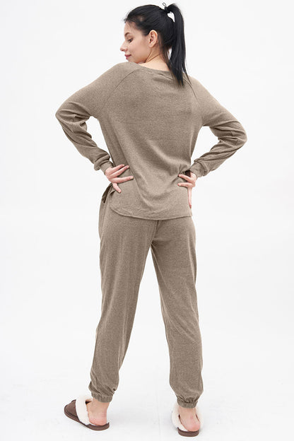 Gracefully Styled Garment for Any Occasion