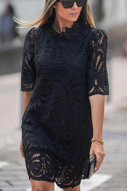 Well Tailored Dress with a Graceful Silhouette
