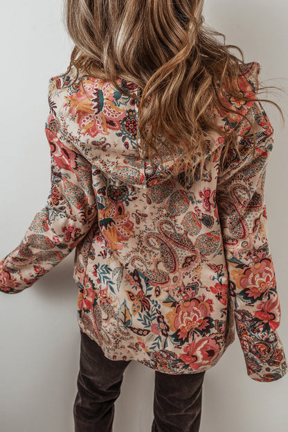 Effortlessly Elegant Jacket with a Timeless Design