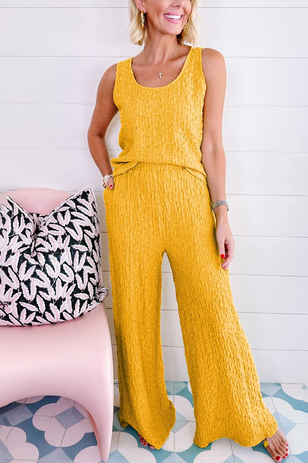 Sophisticated Pants with a Clean Classic Look
