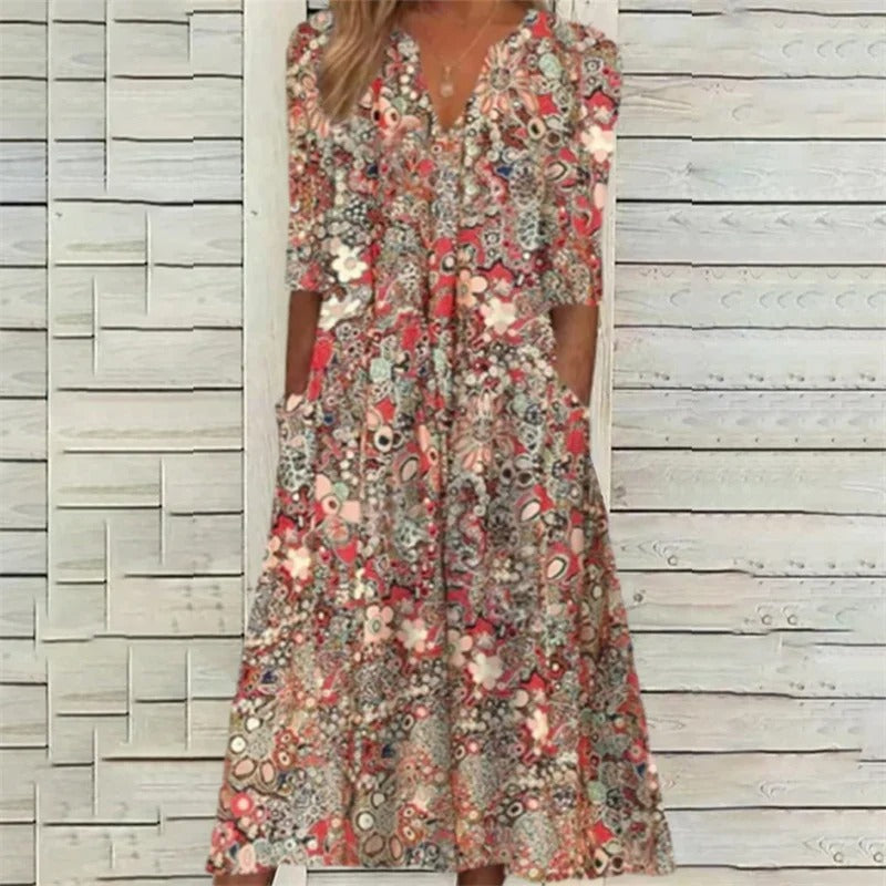 Effortlessly Elegant Dress with a Timeless Design