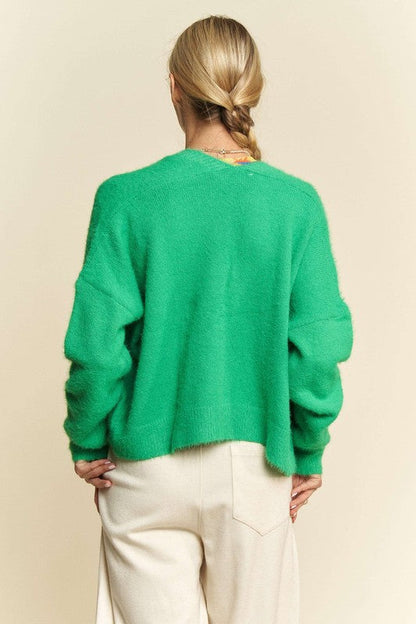 Well Tailored Cardigan with a Graceful Silhouette