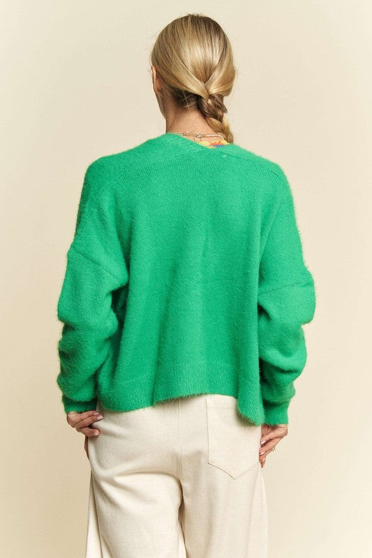 Well Tailored Cardigan with a Graceful Silhouette
