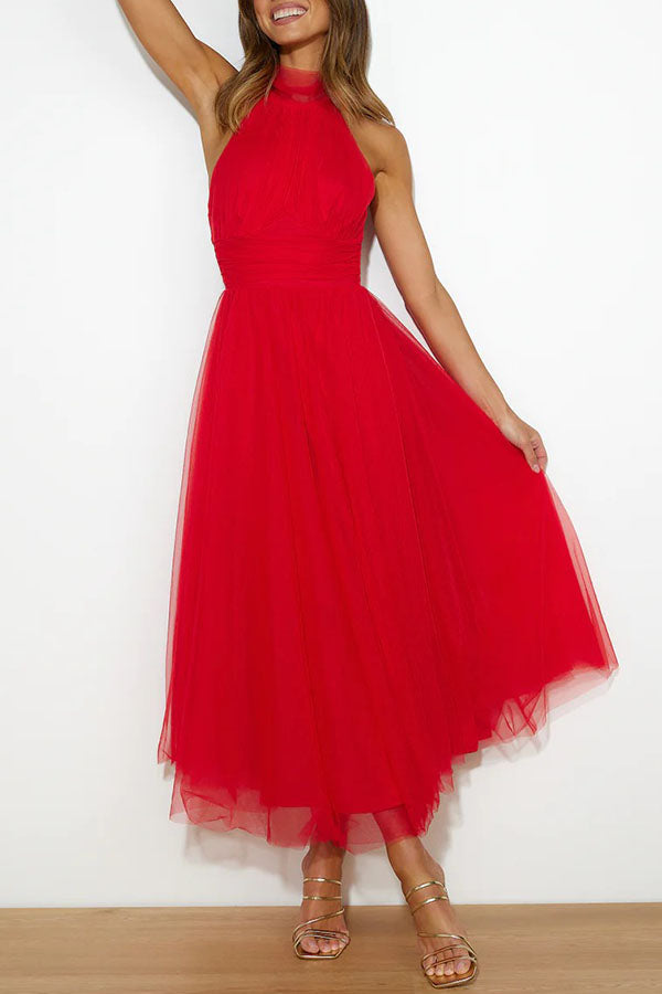 Sophisticated Dress with a Clean Classic Look