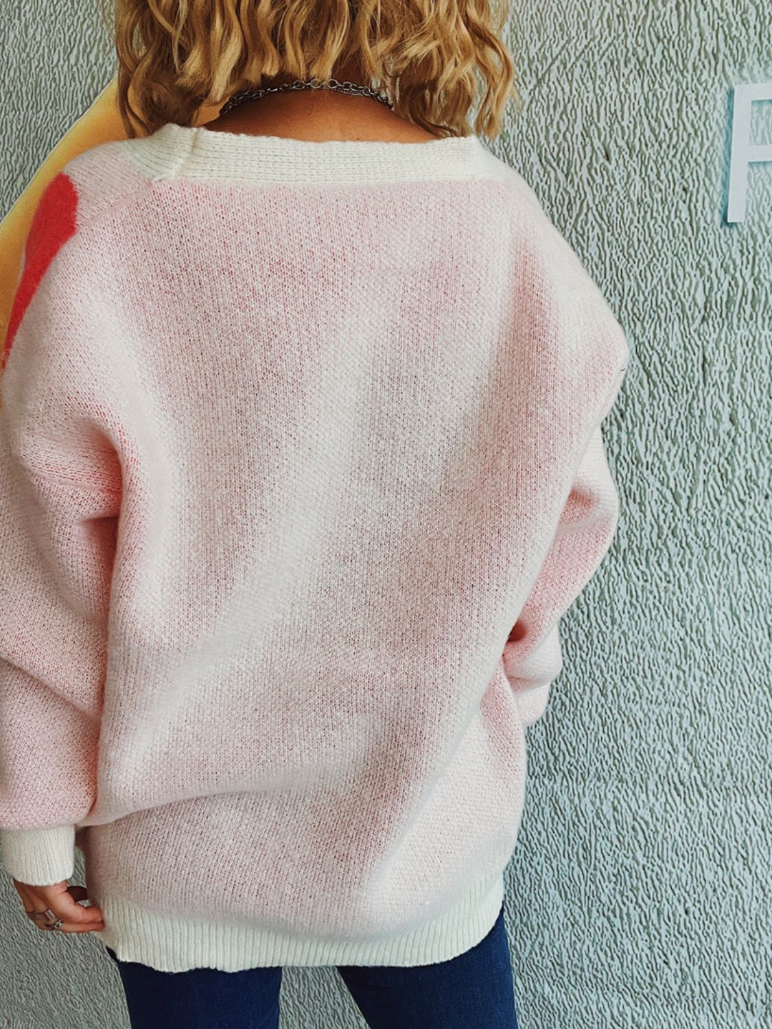 Effortlessly Elegant Cardigan with a Timeless Design