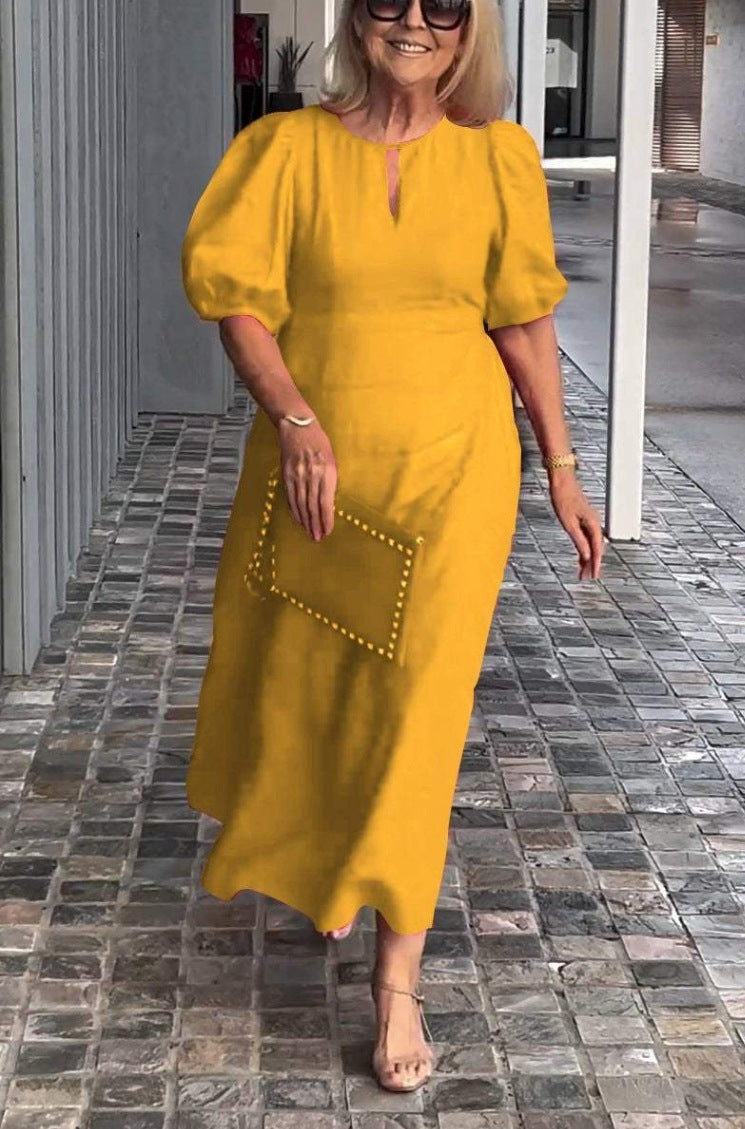 Effortlessly Elegant Dress with a Timeless Design