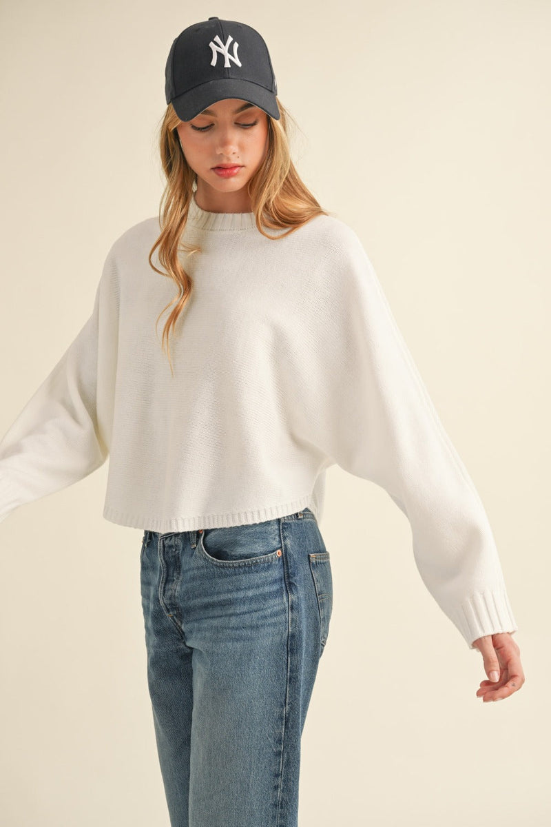 Well Tailored Sweater with a Graceful Silhouette