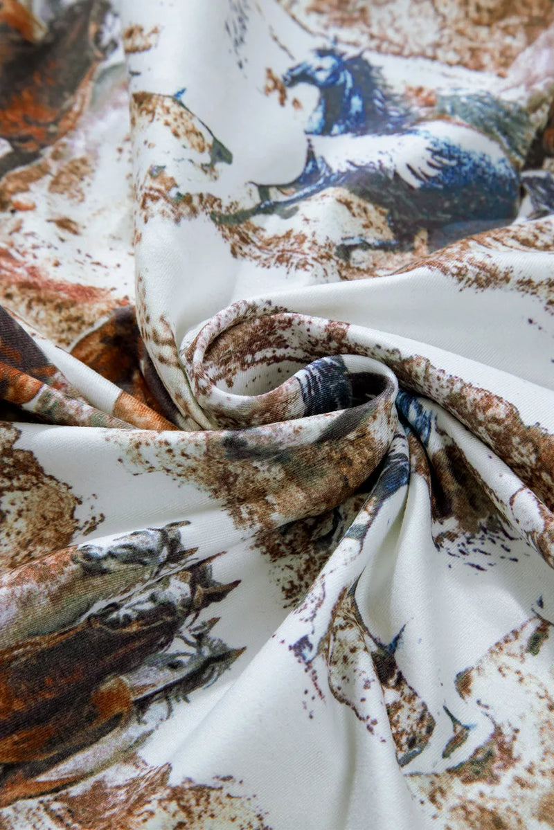 Effortlessly Elegant T-Shirt with a Timeless Design