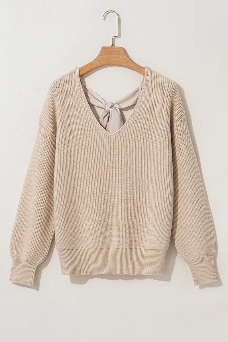 Well Tailored Sweater with a Graceful Silhouette