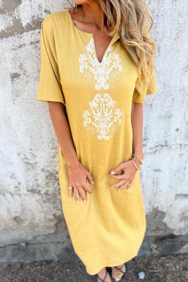 Beautifully Crafted Dress in a Classic Style