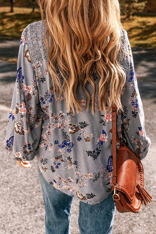 Classic Vintage Blouse with a Flattering Fit