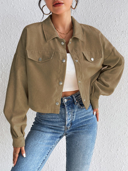 Well Tailored Jacket with a Graceful Silhouette