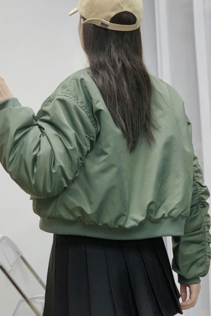 Well Tailored Jacket with a Graceful Silhouette