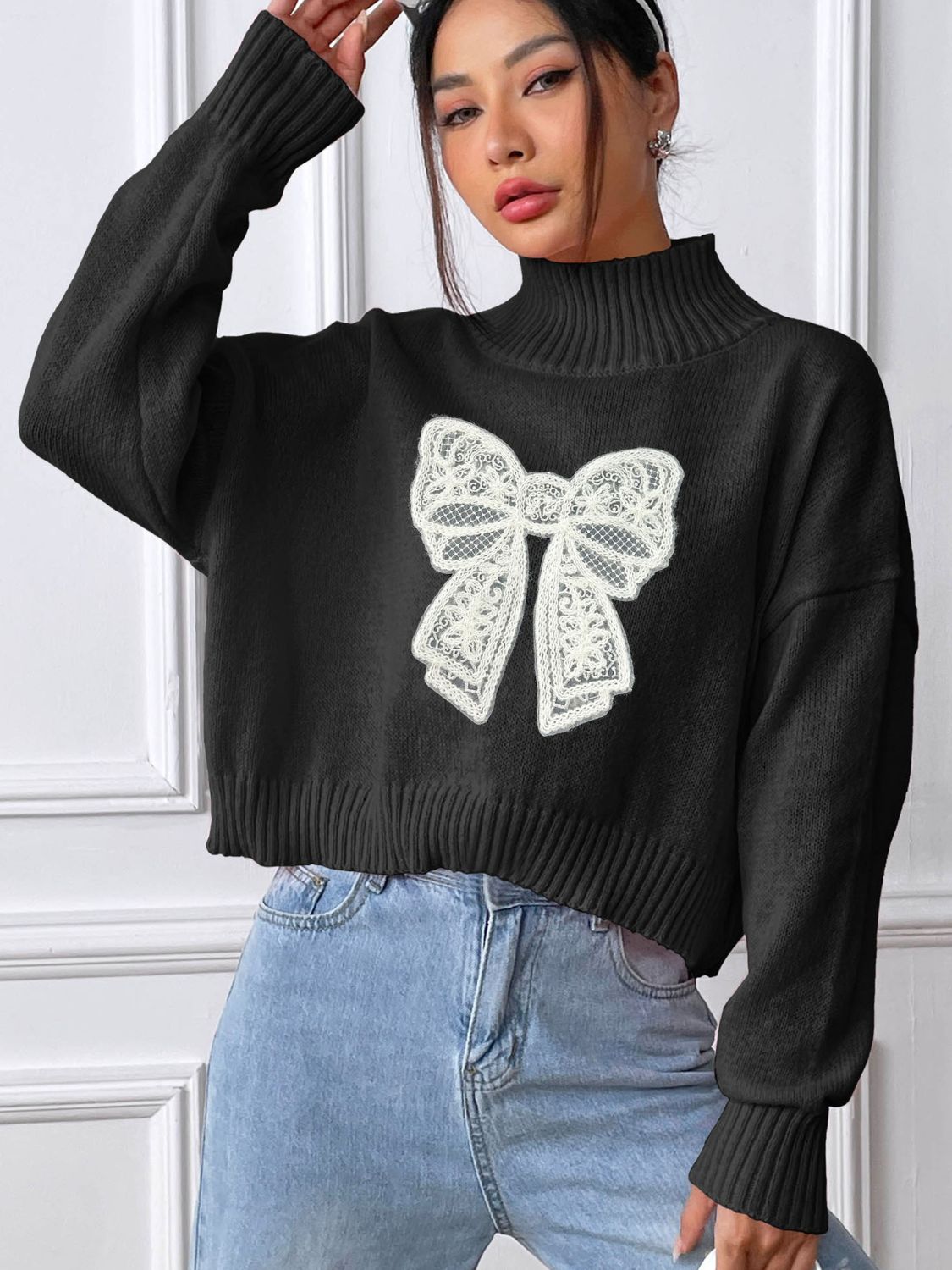 Rita® | Turtleneck sweater with bow and long sleeves