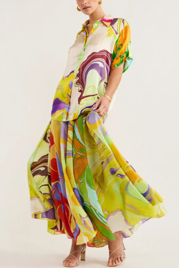 Effortlessly Elegant Garment with a Timeless Design