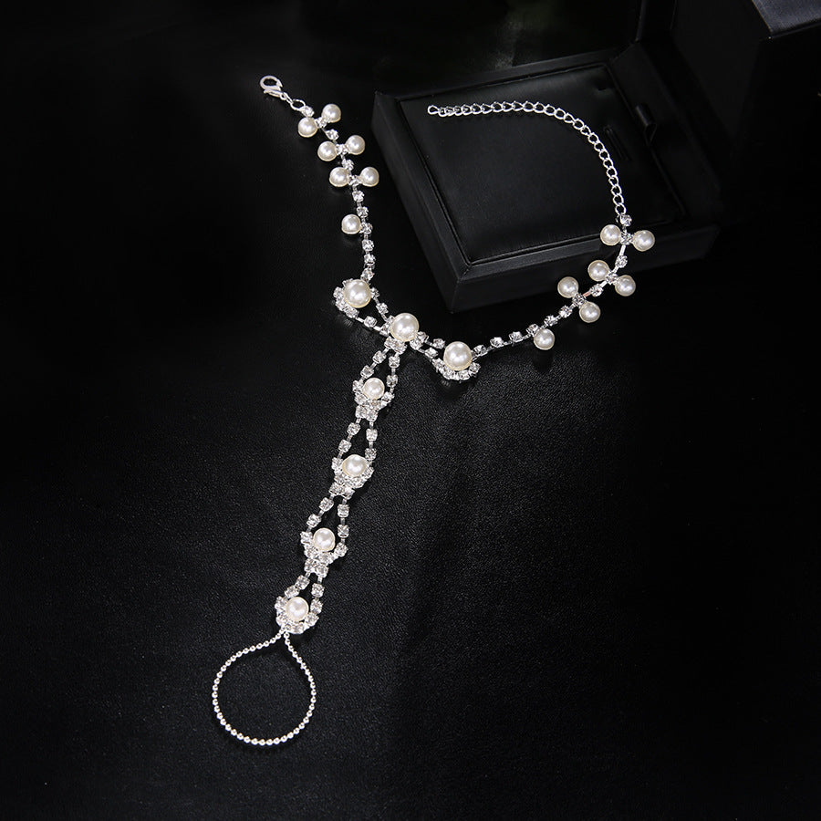 Hurmaava Helmi Nilkkakoru jokaiseen tilaisuuteen