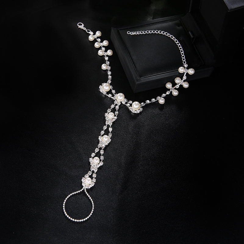 Hurmaava Helmi Nilkkakoru jokaiseen tilaisuuteen