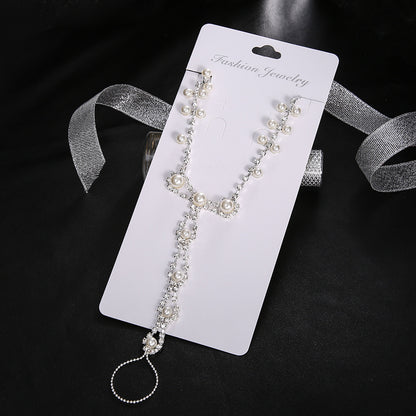 Hurmaava Helmi Nilkkakoru jokaiseen tilaisuuteen