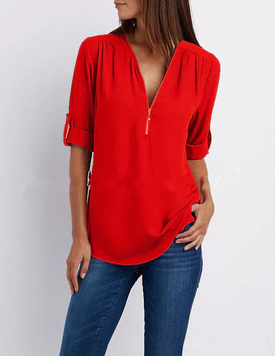 Effortlessly Elegant Blouse with a Timeless Design