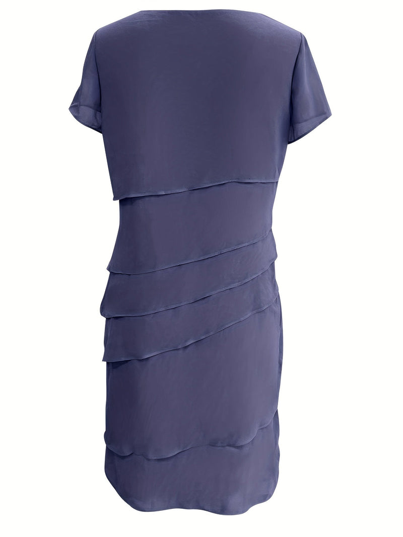 Effortlessly Elegant Dress with a Timeless Design