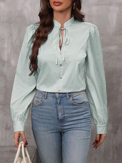 Classic Vintage Shirt with a Flattering Fit