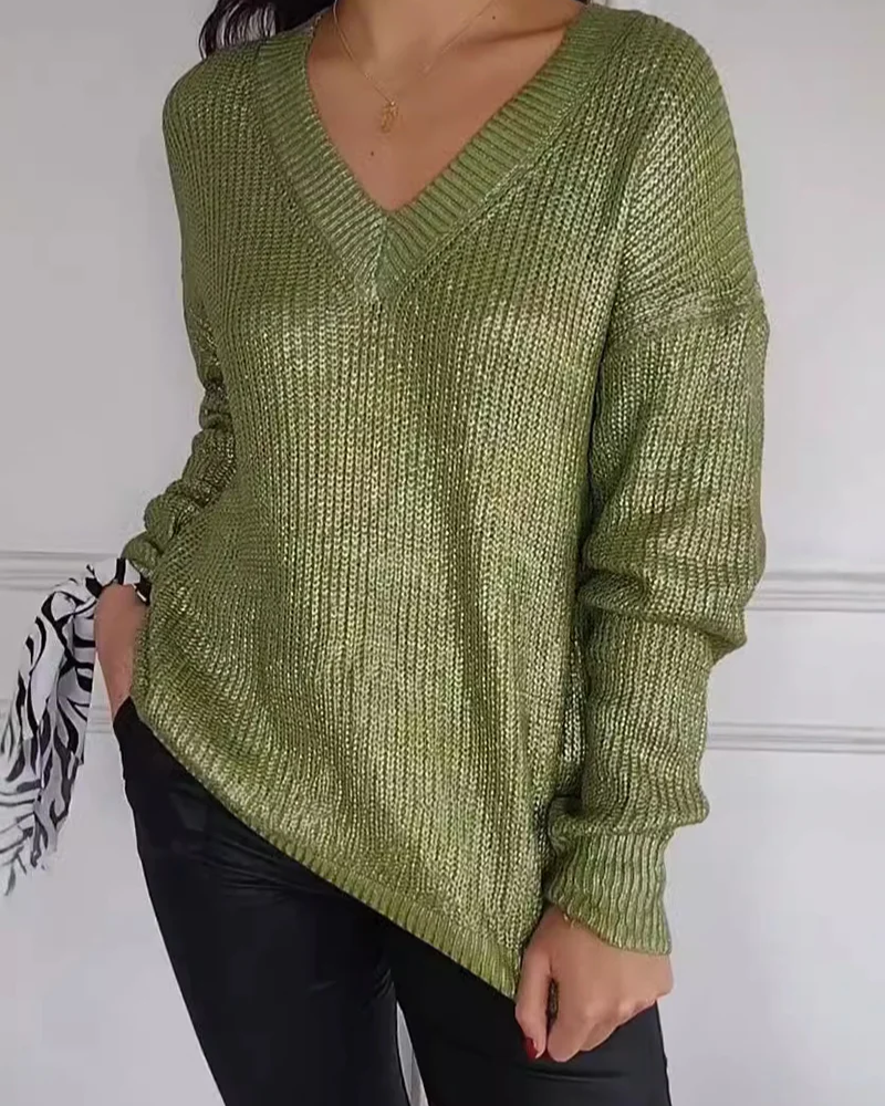 Beautifully Finished Sweater in a Timeless Design