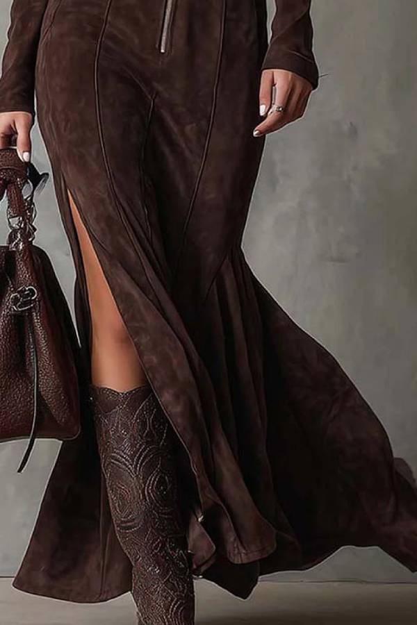 A Vintage Style Dress with Delicate Timeless Details