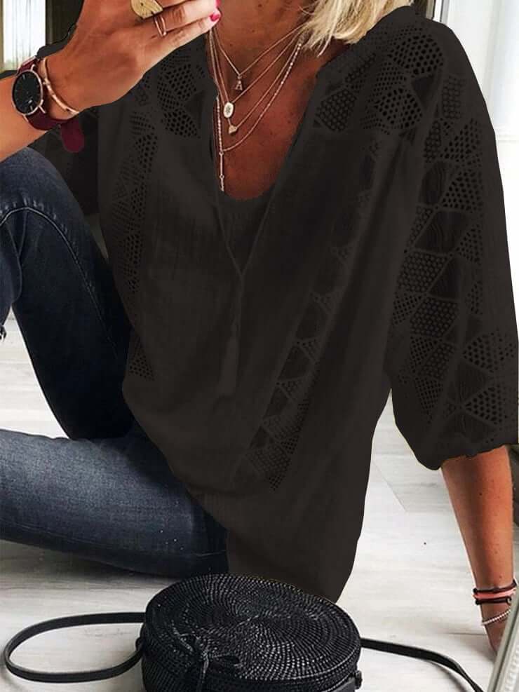 Well Tailored Blouse with a Graceful Silhouette