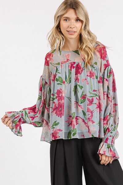 Well Tailored Blouse with a Graceful Silhouette