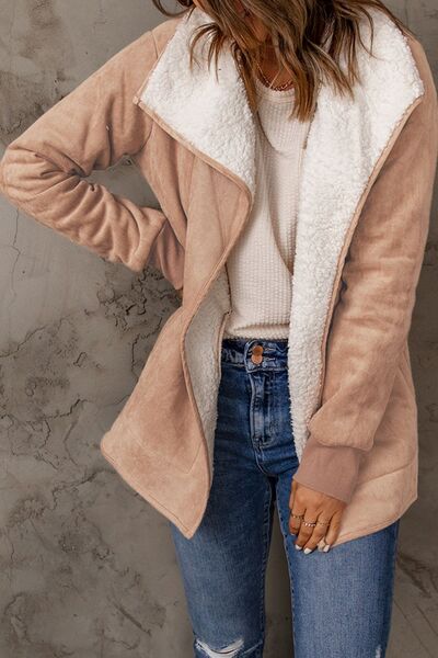 Elegantly Styled Jacket for Everyday Wear
