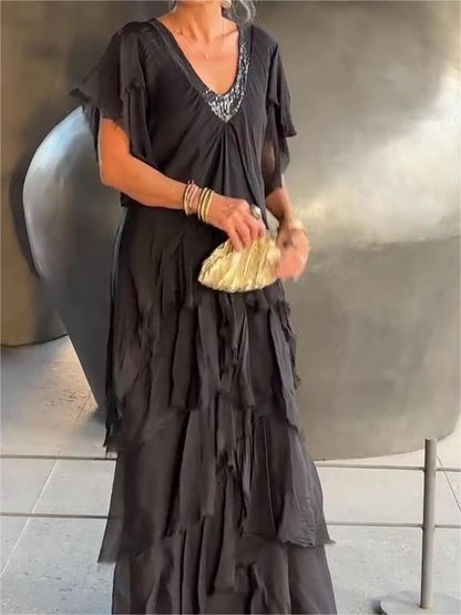 Beautifully Finished Dress in a Timeless Design