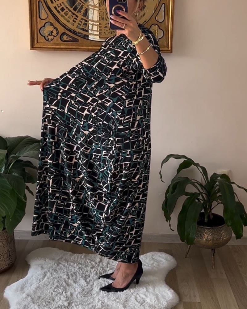 Sophisticated Dress with a Clean Classic Look