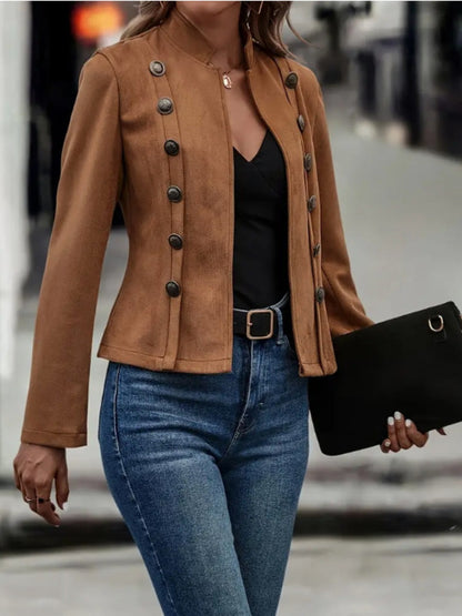 Well Tailored Coat with a Graceful Silhouette