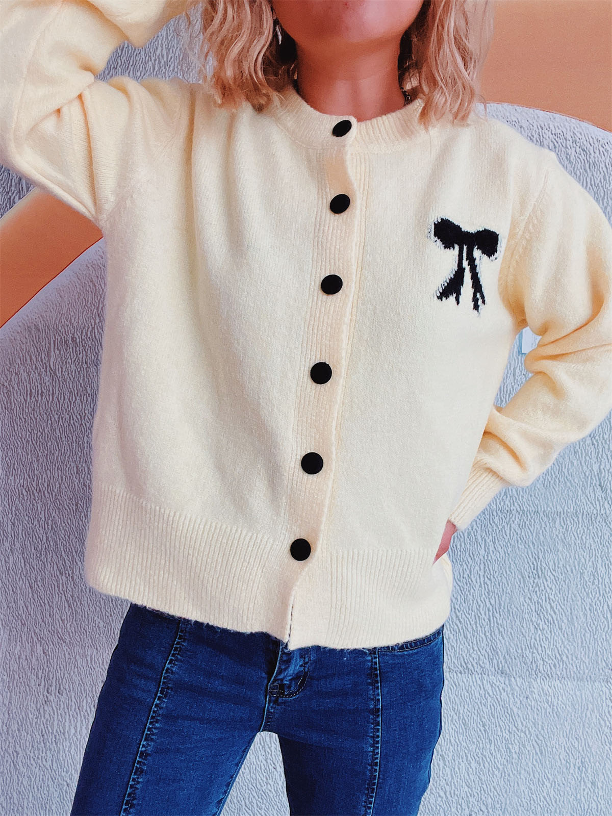 Pastel yellow
