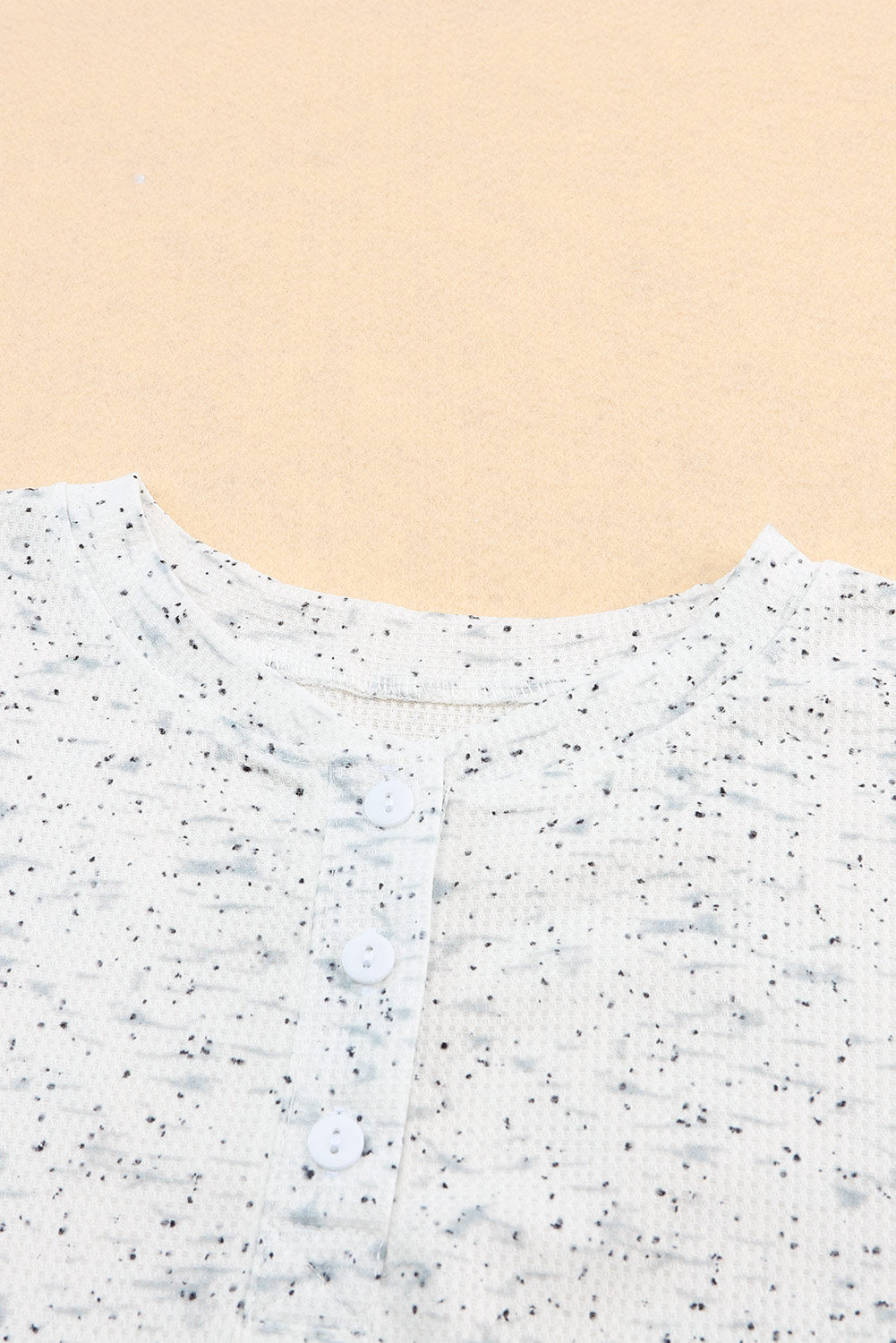 Beautifully Finished Top in a Timeless Design