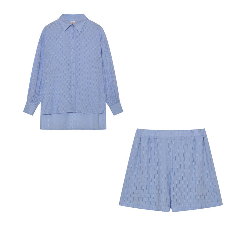 Well Tailored Shirt with a Graceful Silhouette
