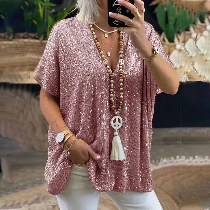 Well Tailored Blouse with a Graceful Silhouette
