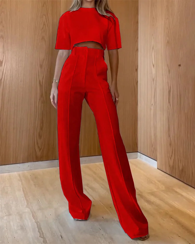 Effortlessly Elegant Garment with a Timeless Design