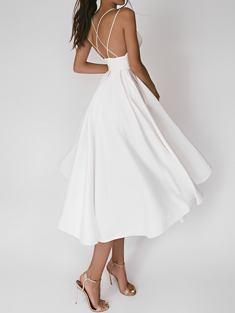 Classic Vintage Dress with a Flattering Fit
