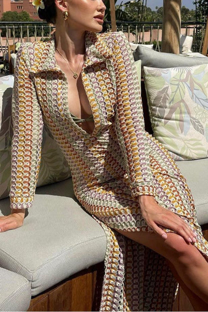 Effortlessly Elegant Dress with a Timeless Design