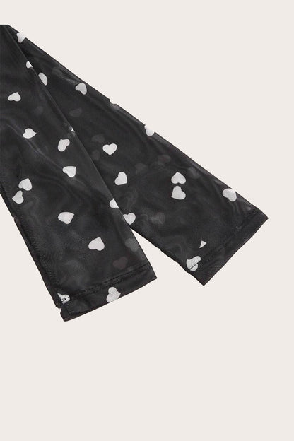 Effortlessly Elegant Garment with a Timeless Design