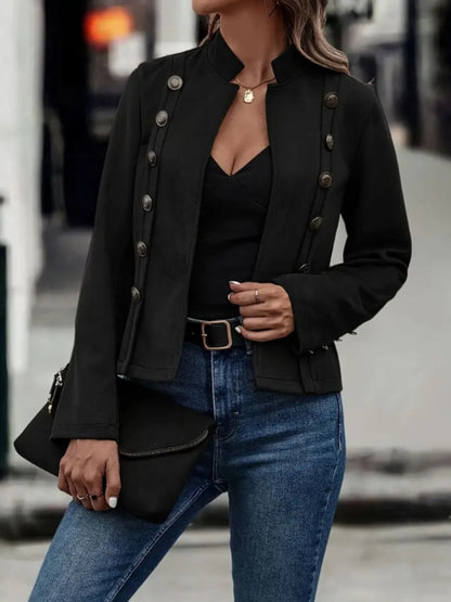 Well Tailored Coat with a Graceful Silhouette
