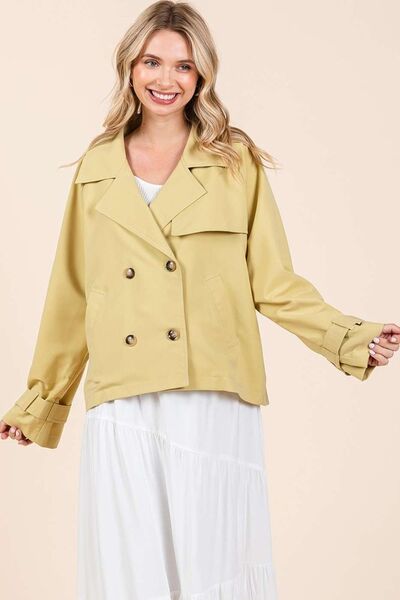 Elegantly Styled Coat for Everyday Wear