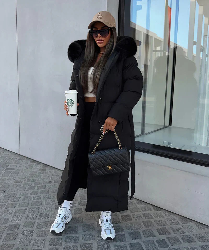 Effortlessly Elegant Coat with a Timeless Design