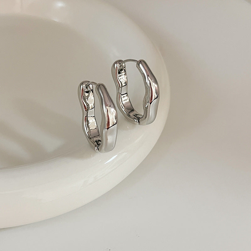 Klassinen Kulta Korvarengas ajattomalla viehätyksellä