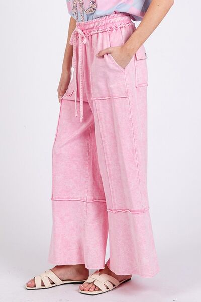 Classic Vintage Trousers with a Flattering Fit