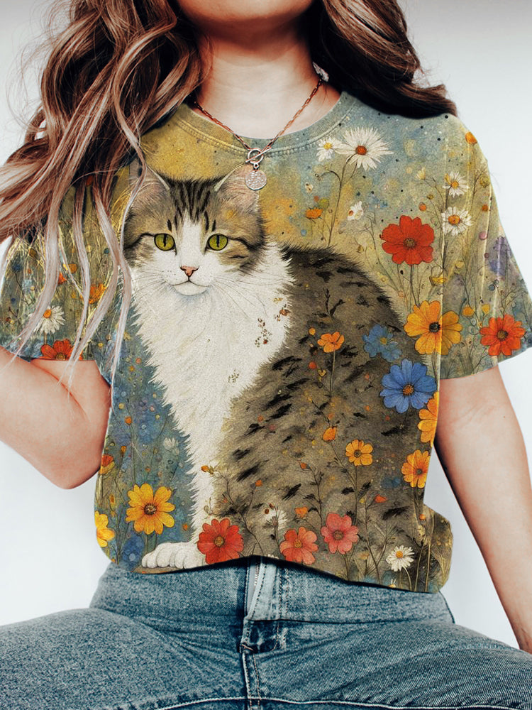 Floral Cat Art Painting Vintage Print Short Sleeve T-Shirt elevenforest